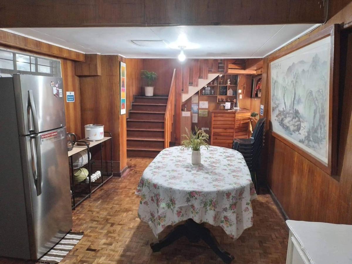 Amara Transient House - Homestay Baguio City Екстериор снимка